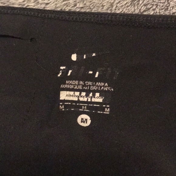 Nike cropped dri-fit leggings - Picture 3 of 3